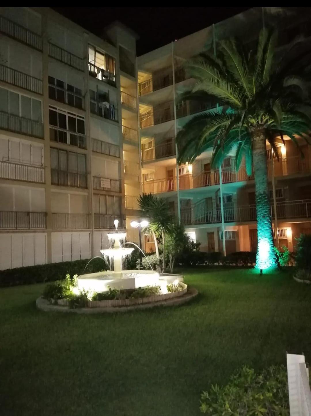 La Pineda De Salou Port Aventura Apartman Kültér fotó
